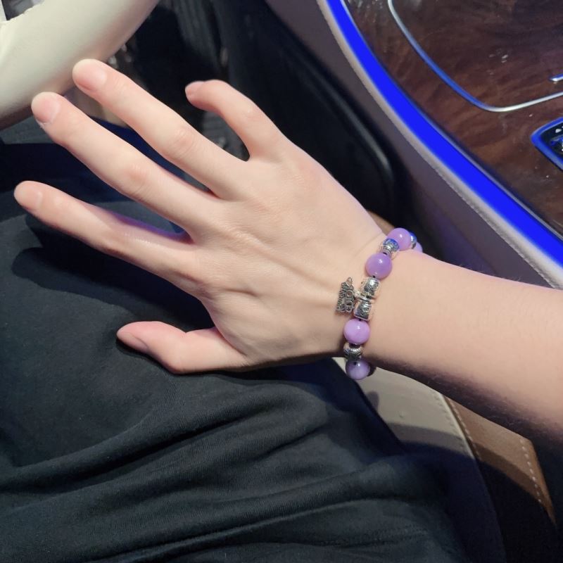 chr1st1an D10r bracelets